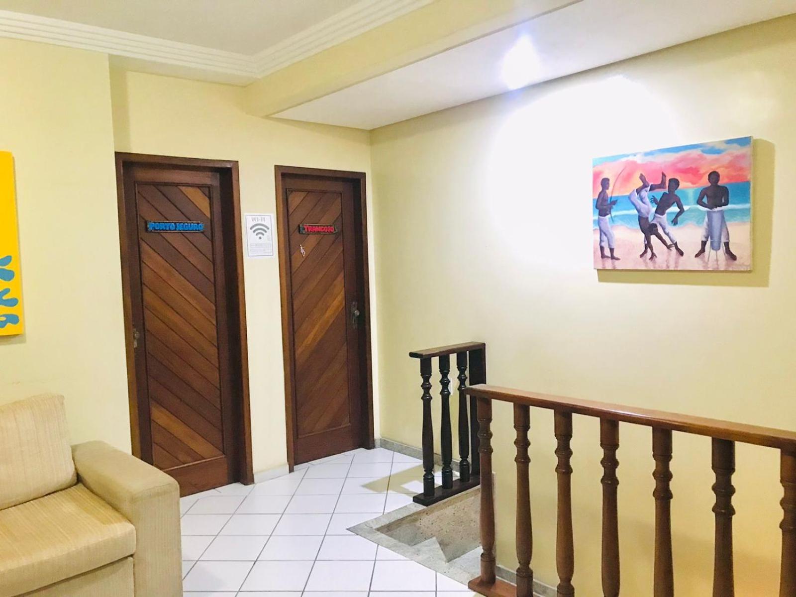 Terra Do Sol Pousada E Hostel Порту-Сегуру Экстерьер фото
