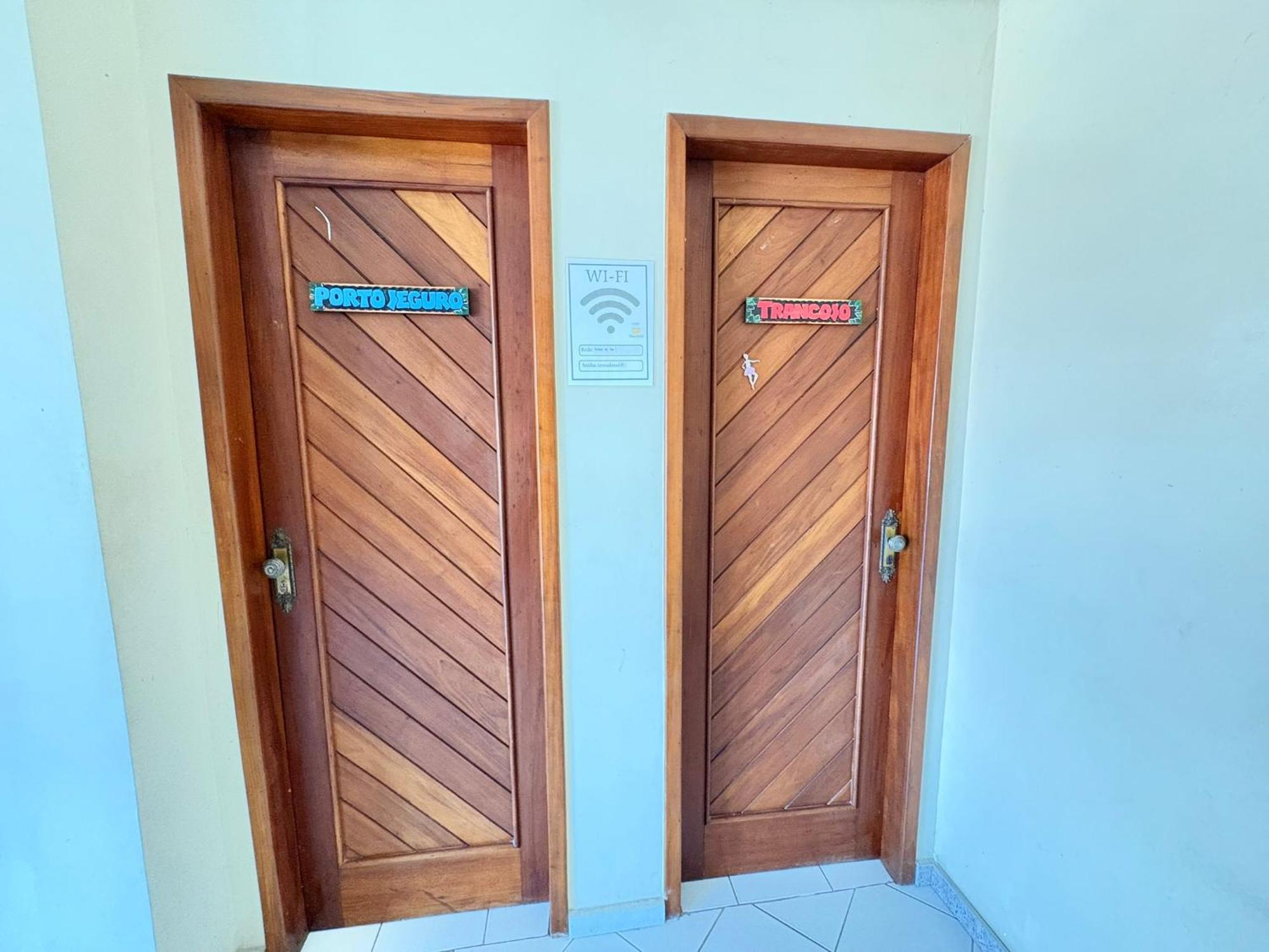 Terra Do Sol Pousada E Hostel Порту-Сегуру Экстерьер фото